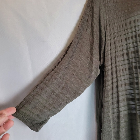 NWT Torrid Olive 3/4 Sleeve Draped Open Front Cardigan Top Size 1(1X) - Picture 2 of 8